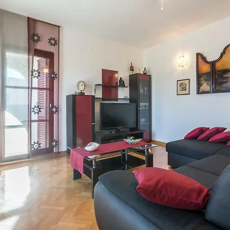 Bulj Apartment *